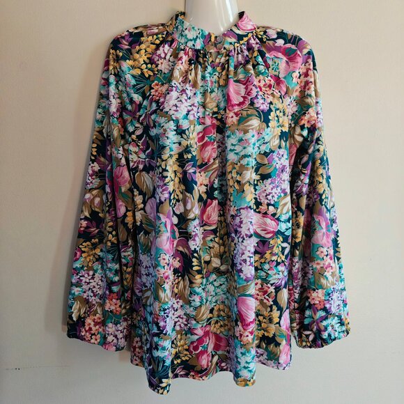 Vintage Floral Blouse - Picture 8 of 11
